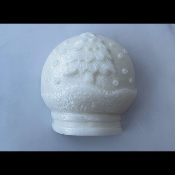 Snow globe soap bars 🧼 SET OF 3 Natural Shea butter soap bars - Picture 2 of 7
